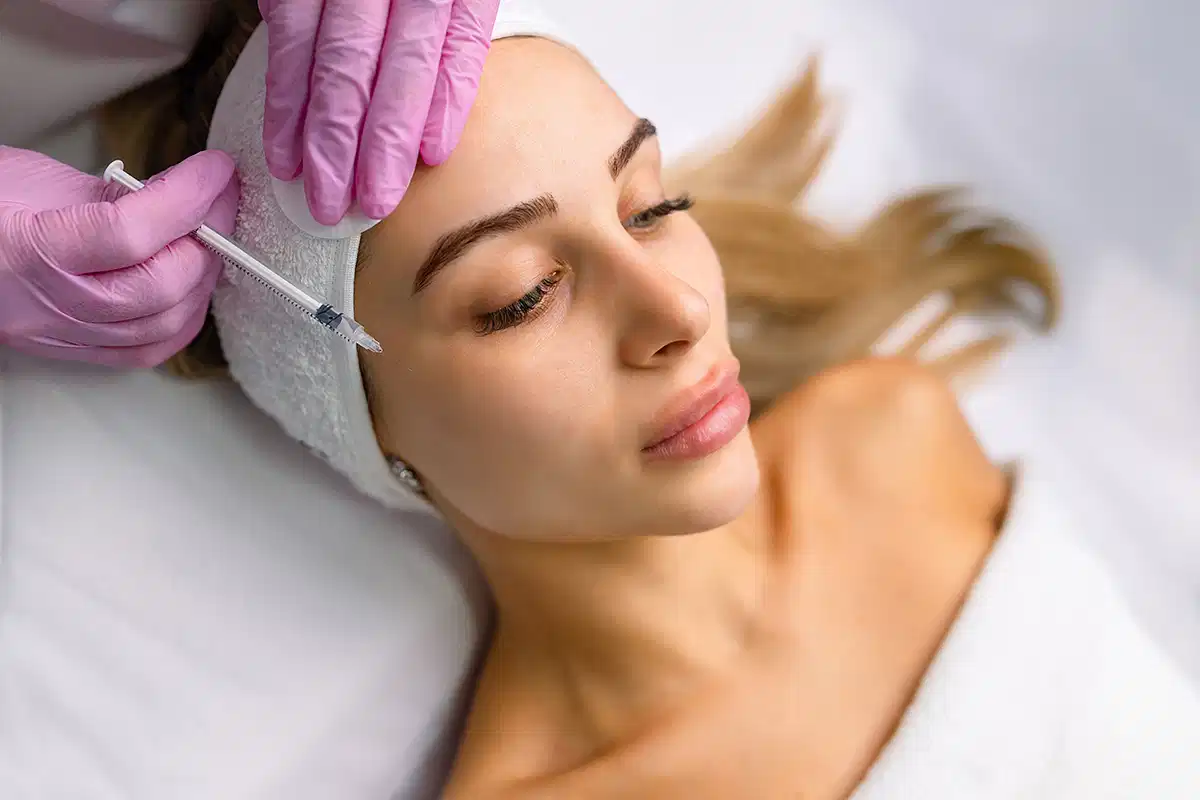 عيادة بوتوكس المعدة في الإمارات