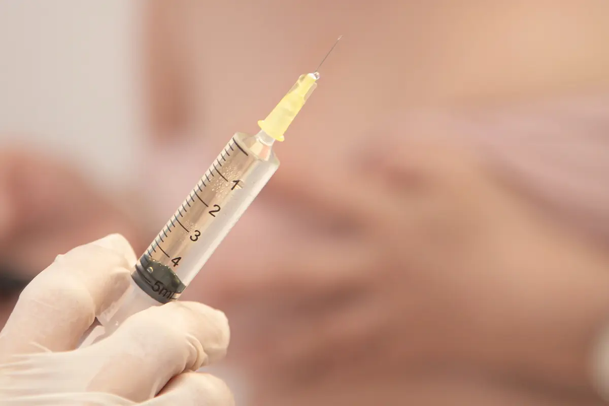 مركز إبرة ديسي في الامارات